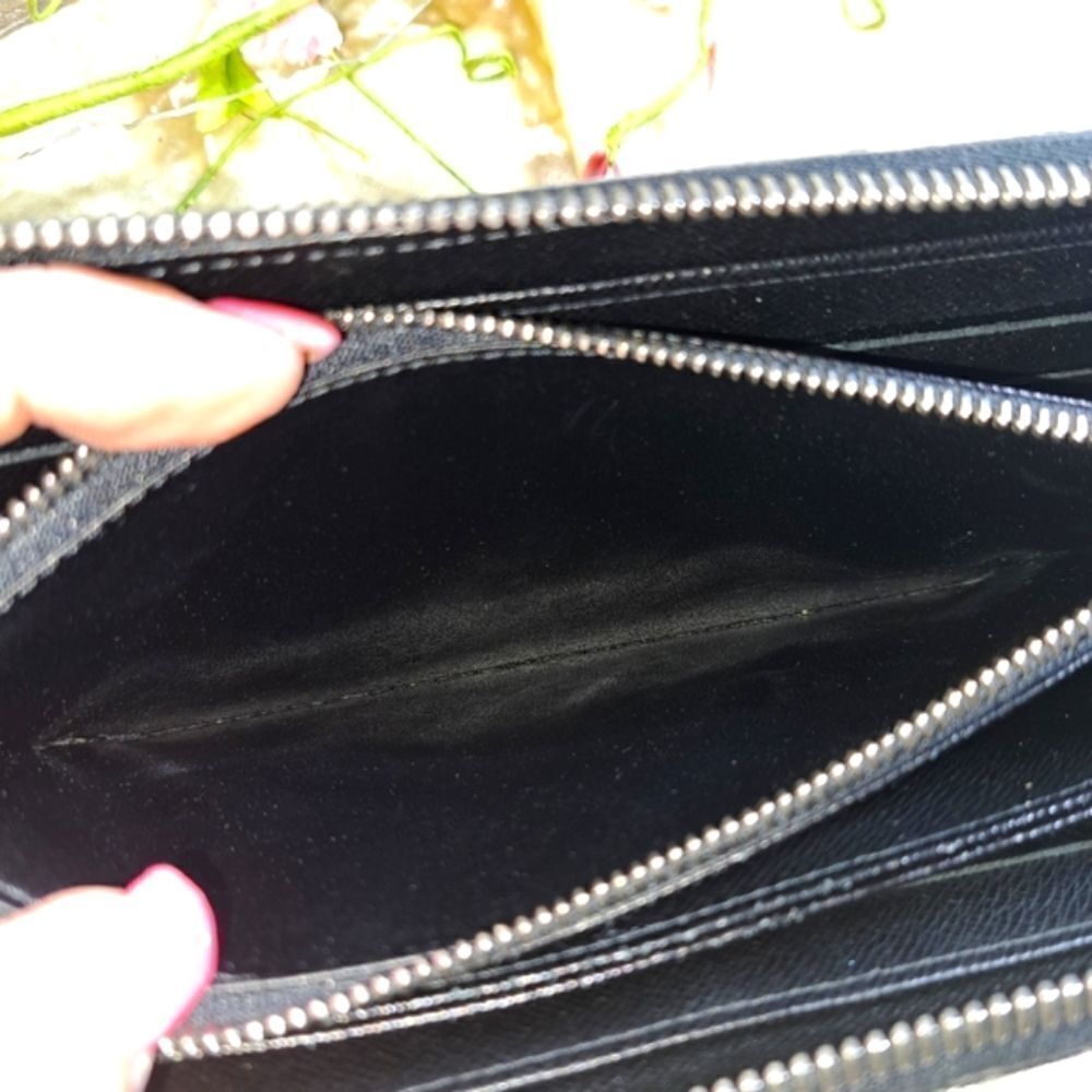 Louis Vuitton Full Zippy Electric Black Epi Wallet Authentic - Picture 9 of 12
